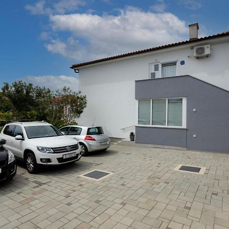 Apartman Laura Krk Town Zewnętrze zdjęcie
