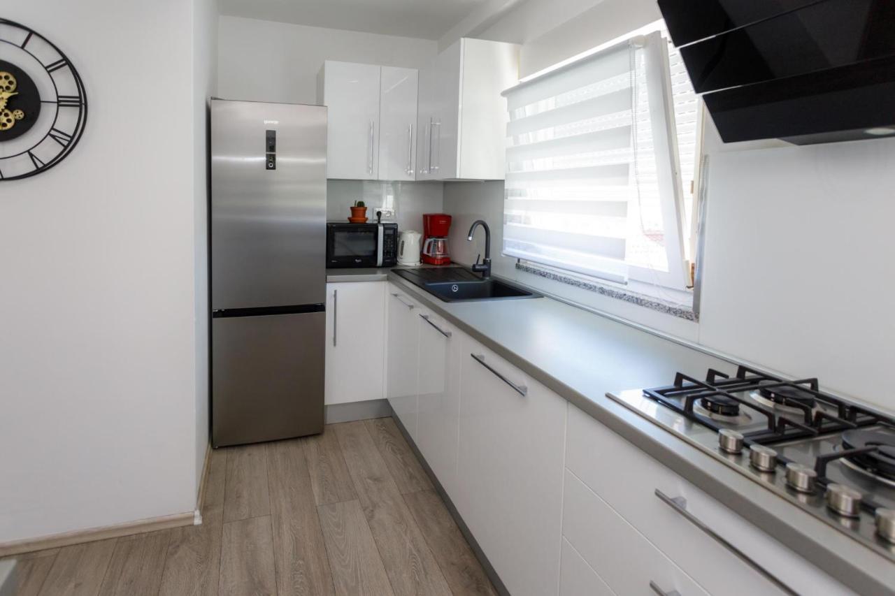 Apartman Laura Krk Town Zewnętrze zdjęcie