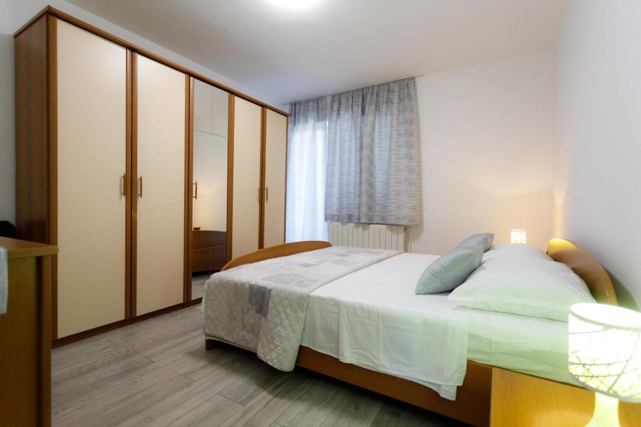 Apartman Laura Krk Town Zewnętrze zdjęcie
