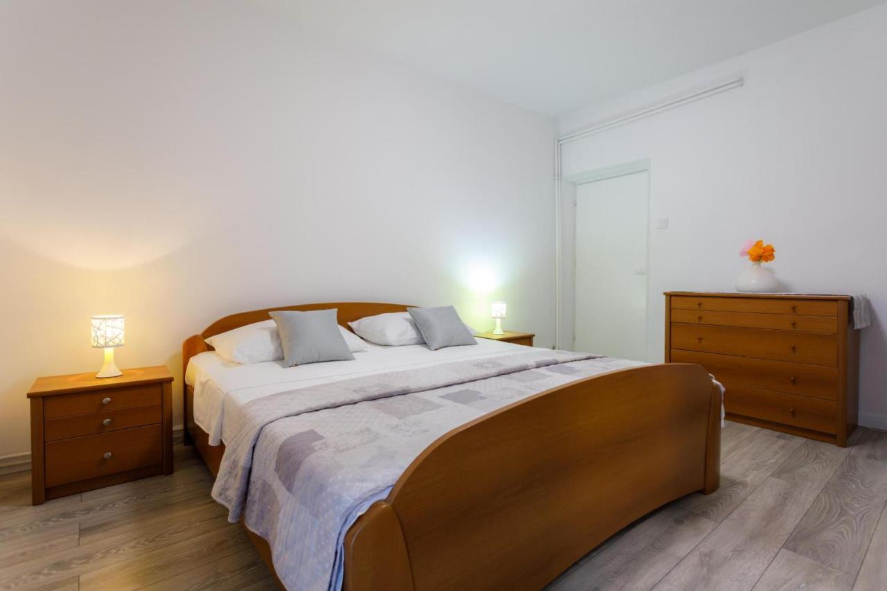 Apartman Laura Krk Town Zewnętrze zdjęcie